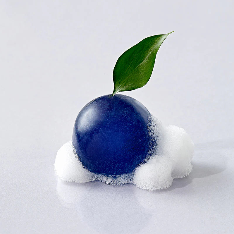 Ongredients - Butterfly Pea Cleansing Ball (110 g) – Savon Nettoyant Visage Éclat
