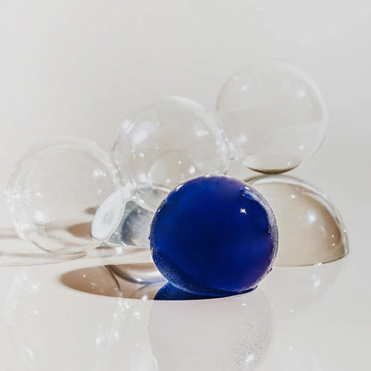 Ongredients - Butterfly Pea Cleansing Ball (110 g) – Savon Nettoyant Visage Éclat